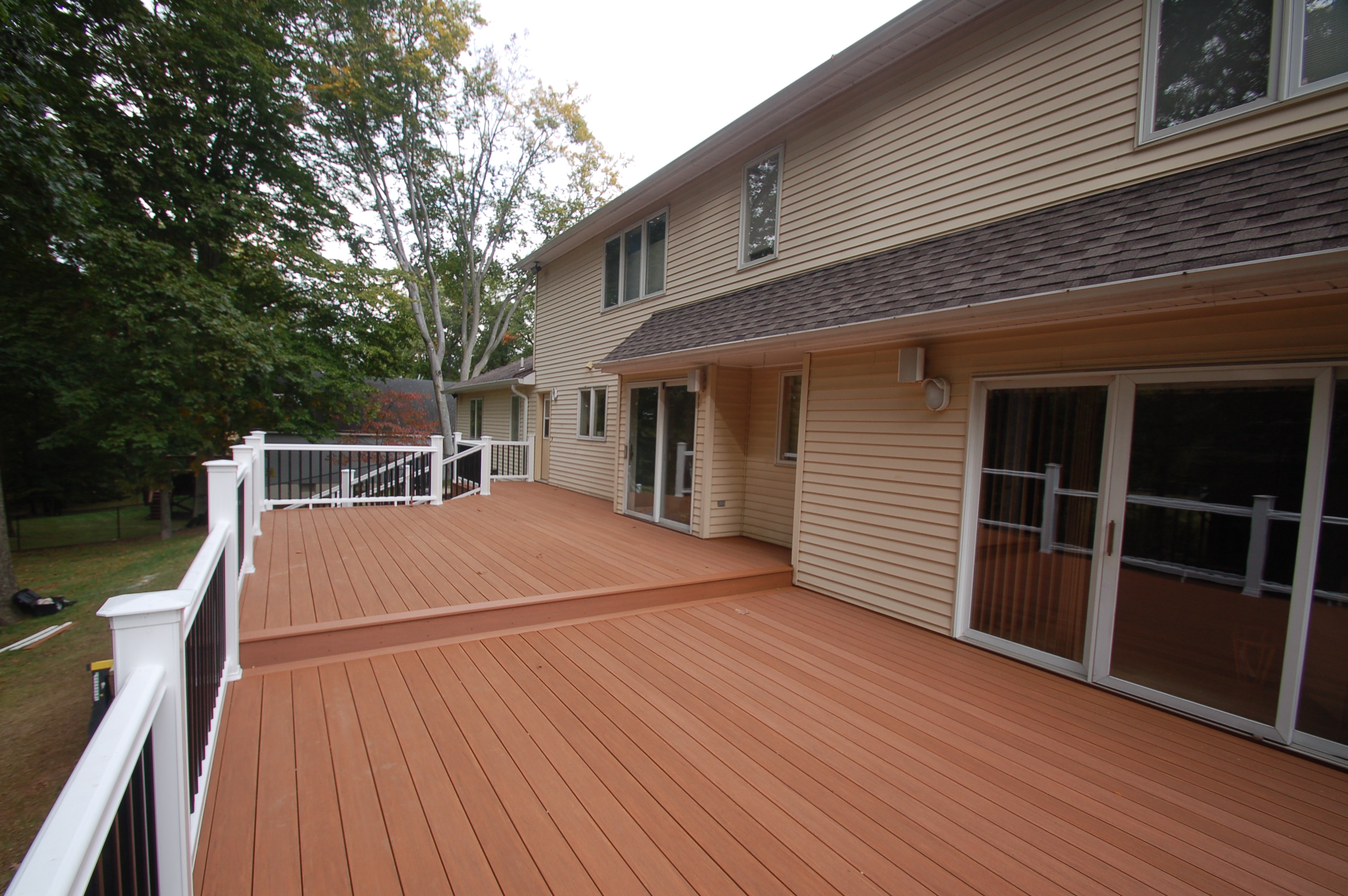Livingston-Composite-Deck-1a